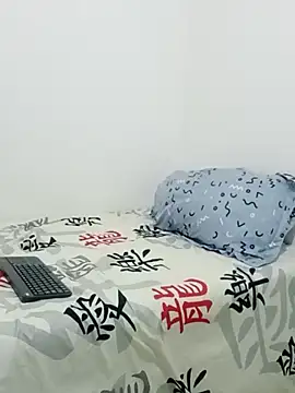 Snapshot of madonna101 chatting on September 30, 2025, 4:13 pm madonna101 online show from September 30, 2025, 4:13 pm