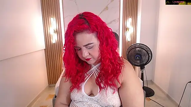 Snapshot of Mariana_Rojas chatting on June 4, 2026, 6:18 am Mariana Rojas online show from June 4, 2026, 6:18 am