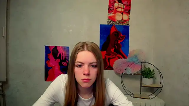 AliceFlirtt  online show from November 21, 2025, 7:40 am