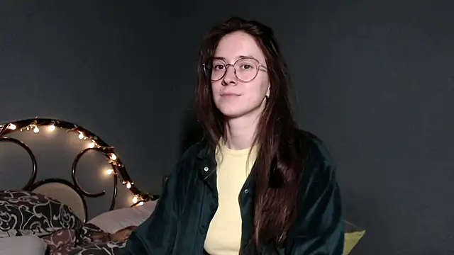 Snapshot of wow__kelly chatting on November 19, 2025, 2:39 pm wow kelly online show from November 19, 2025, 2:39 pm