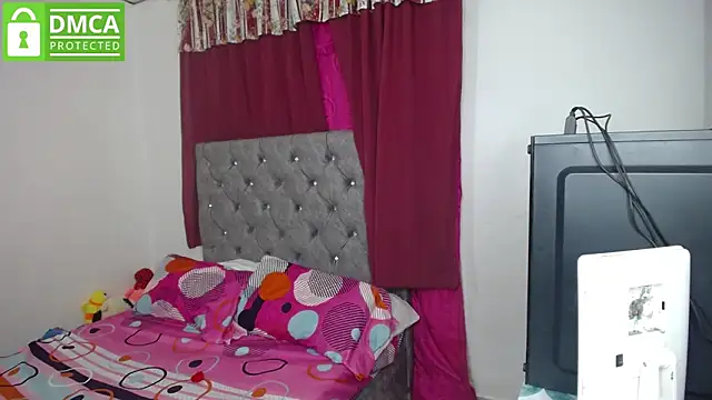 Snapshot of susana2523 chatting on June 15, 2026, 3:51 am susana2523 online show from June 15, 2026, 3:51 am