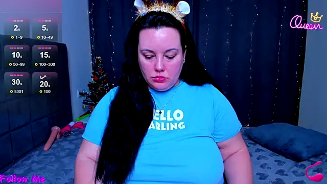 Snapshot of BubbleEmma chatting on December 15, 2025, 12:55 pm BubbleEmma online show from December 15, 2025, 12:55 pm