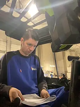 Ricoleckt online show from September 12, 2025, 3:56 pm