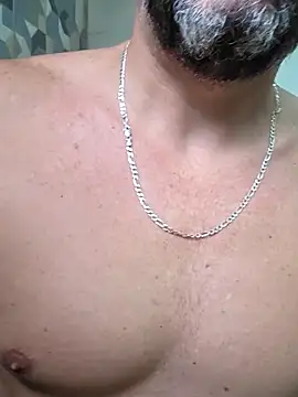 edygaucho3 online show from April 15, 2026, 12:32 pm