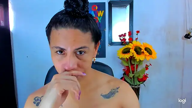 juanblakbigcock online show from June 17, 2026, 3:00 pm