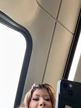 Snapshot of jackelinuh chatting on February 19, 2026, 2:25 pm jackelinuh online show from February 19, 2026, 2:25 pm