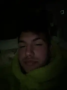 lacikaboyy online show from February 5, 2025, 7:10 pm