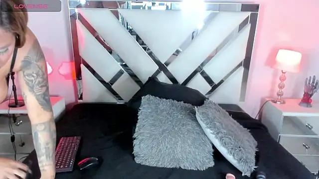 AnyyJones online show from March 16, 2025, 12:56 am