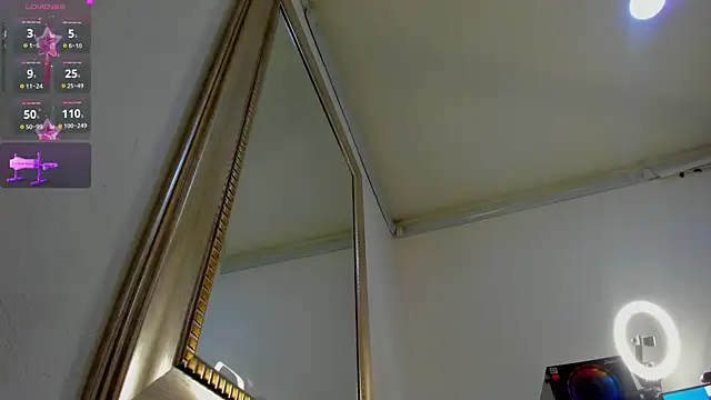 Snapshot of Abigail_Girl__ chatting on December 21, 2025, 5:03 pm Abigail Girl online show from December 21, 2025, 5:03 pm