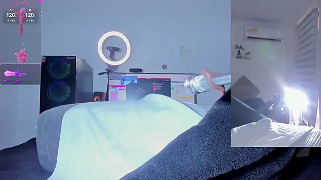 Snapshot of Abigail_Girl__ chatting on December 19, 2025, 5:15 pm Abigail Girl online show from December 19, 2025, 5:15 pm