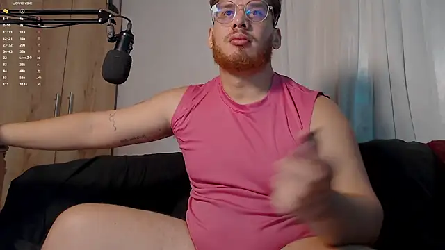 Snapshot of anotherbigboy_ chatting on December 3, 2025, 12:26 pm anotherbigboy online show from December 3, 2025, 12:26 pm