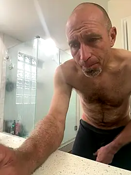 El Gizmo online show from November 14, 2025, 5:05 pm