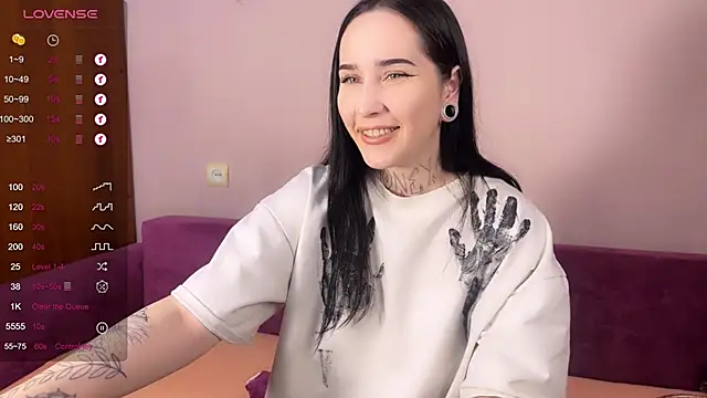 Snapshot of AnastasiaSun chatting on November 2, 2025, 3:28 pm AnastasiaSun online show from November 2, 2025, 3:28 pm