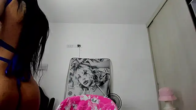  juliana star  online show from October 10, 2025, 2:29 pm