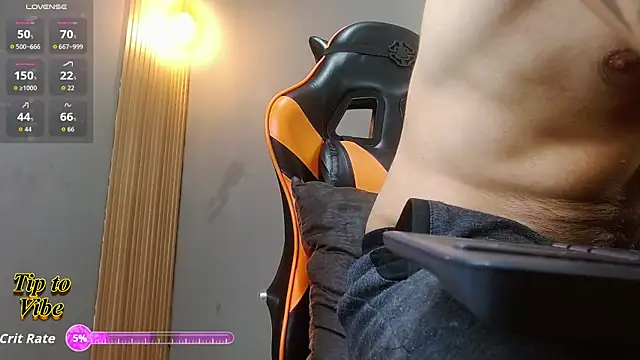 Mr WhiteCock online show from March 25, 2026, 4:23 am