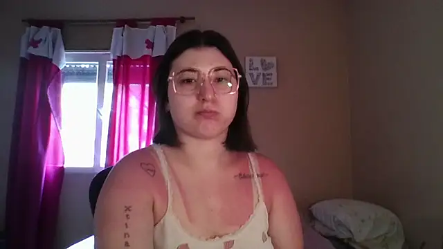 imsohornydacom online show from November 27, 2025, 4:40 pm