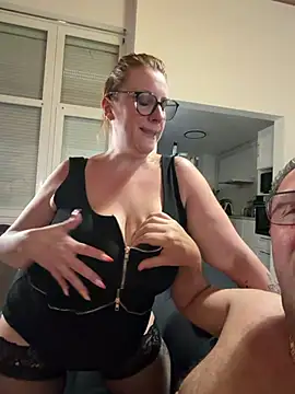 darkmoonsubmissive online show from June 29, 2026, 7:24 pm