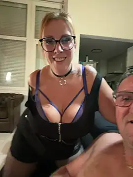 darkmoonsubmissive online show from July 24, 2026, 9:44 pm