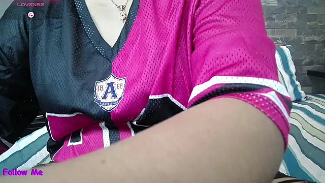 dayadubey  online show from December 20, 2025, 10:07 am