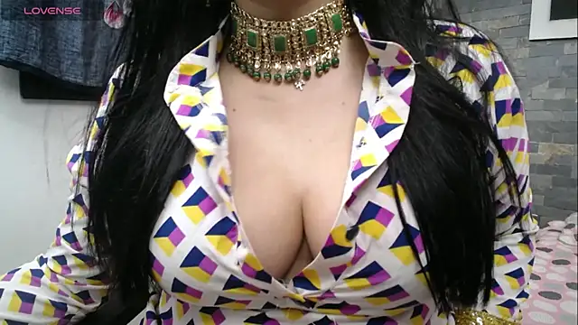 Snapshot of dayadubey_ chatting on April 23, 2026, 12:29 pm dayadubey online show from April 23, 2026, 12:29 pm