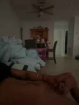 ellcocojv online show from December 17, 2024, 3:49 pm