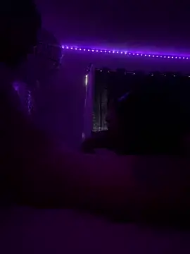 ellcocojv online show from January 7, 2025, 3:44 pm