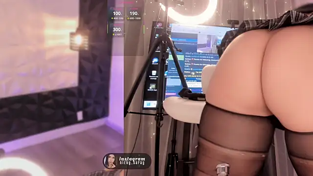 Snapshot of nickky__ chatting on December 16, 2025, 3:44 am nickky online show from December 16, 2025, 3:44 am