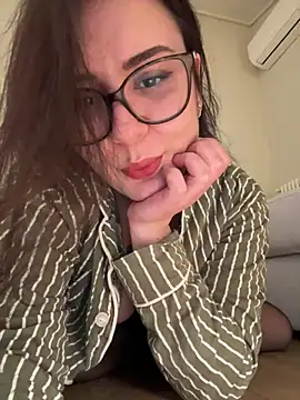 Its Jade online show from March 19, 2026, 3:45 pm