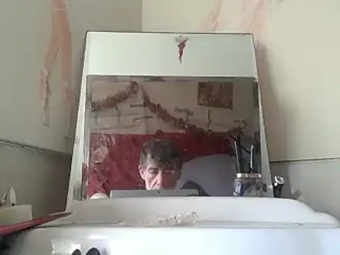 Snapshot of DaddyQuimHot chatting on November 1, 2025, 12:10 pm DaddyQuimHot online show from November 1, 2025, 12:10 pm