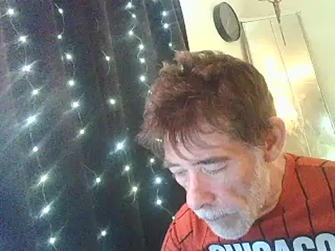 Snapshot of DaddyQuimHot chatting on February 10, 2025, 1:35 am DaddyQuimHot online show from February 10, 2025, 1:35 am