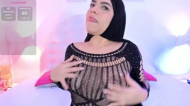 Snapshot of Umarani_ chatting on September 30, 2025, 6:36 pm Umarani online show from September 30, 2025, 6:36 pm