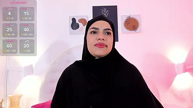 Snapshot of Umarani_ chatting on September 15, 2025, 6:30 pm Umarani online show from September 15, 2025, 6:30 pm