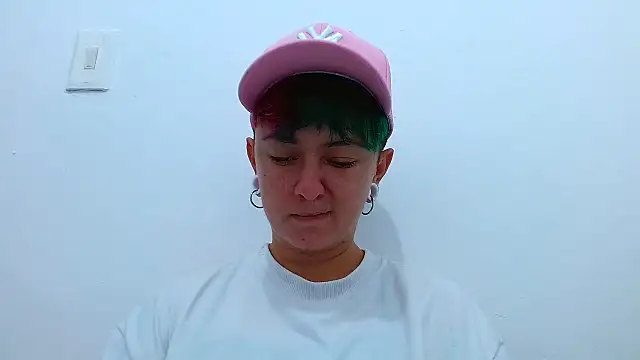 tomboyblue online show from December 2, 2025, 3:25 pm