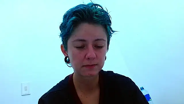 Snapshot of tomboyblue chatting on March 16, 2026, 6:54 pm tomboyblue online show from March 16, 2026, 6:54 pm