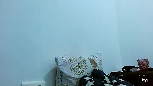 Snapshot of tomboyblue chatting on March 12, 2026, 12:16 am tomboyblue online show from March 12, 2026, 12:16 am