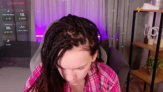 Snapshot of CoreyJane chatting on December 3, 2025, 5:52 am CoreyJane online show from December 3, 2025, 5:52 am