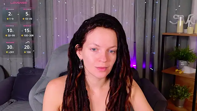 Snapshot of CoreyJane chatting on April 10, 2026, 4:30 am CoreyJane online show from April 10, 2026, 4:30 am