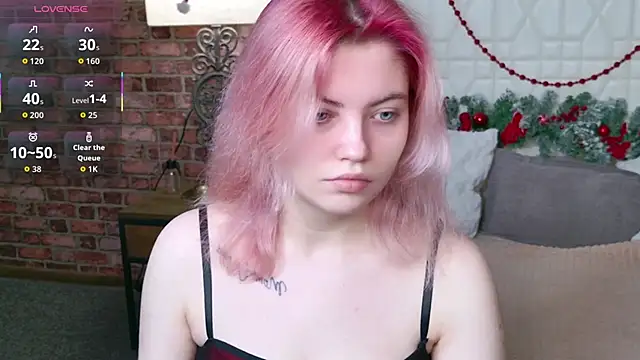 Lisa Adam online show from December 16, 2025, 5:28 pm