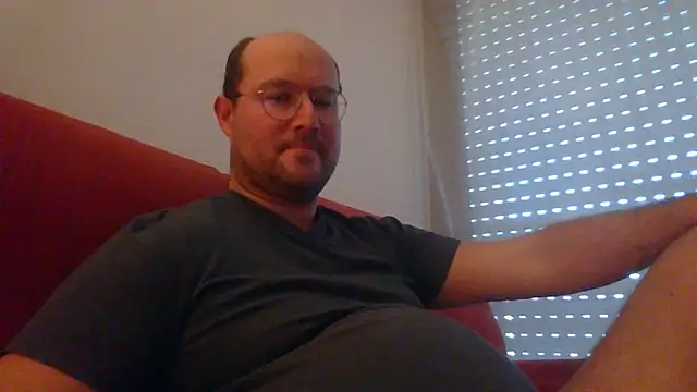 porompomperro online show from January 6, 2025, 3:51 pm