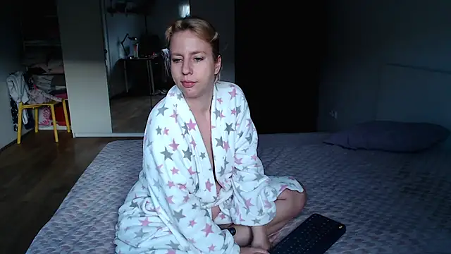 Snapshot of MariaValentine chatting on October 29, 2025, 6:23 am MariaValentine online show from October 29, 2025, 6:23 am