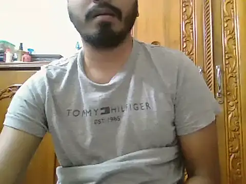 Snapshot of desiboyasif chatting on March 10, 2025, 3:41 pm desiboyasif online show from March 10, 2025, 3:41 pm