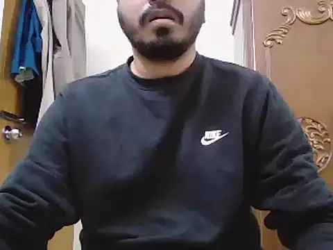 Snapshot of desiboyasif chatting on December 5, 2025, 5:00 pm desiboyasif online show from December 5, 2025, 5:00 pm