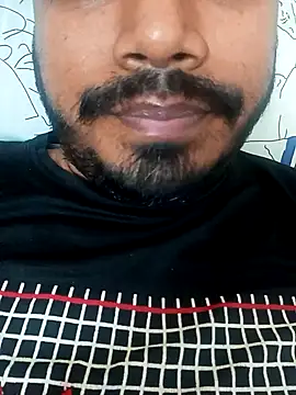 Snapshot of desiboyasif chatting on December 3, 2024, 9:17 am desiboyasif online show from December 3, 2024, 9:17 am