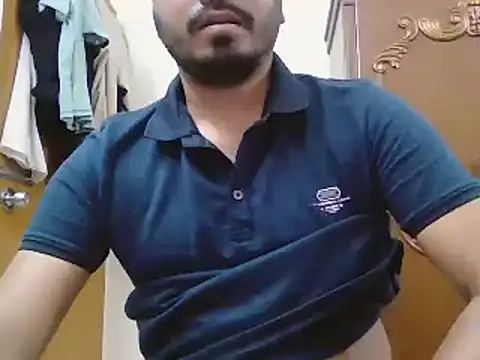 Snapshot of desiboyasif chatting on November 17, 2025, 4:11 pm desiboyasif online show from November 17, 2025, 4:11 pm