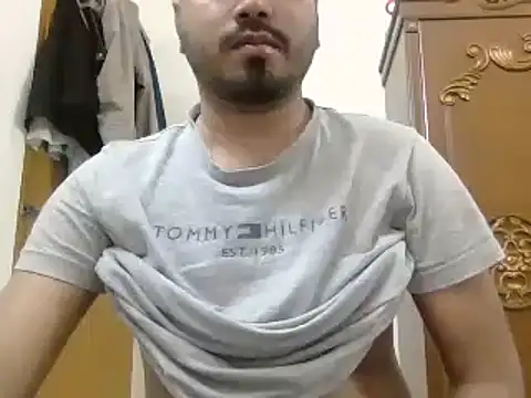 Snapshot of desiboyasif chatting on September 28, 2025, 4:58 pm desiboyasif online show from September 28, 2025, 4:58 pm