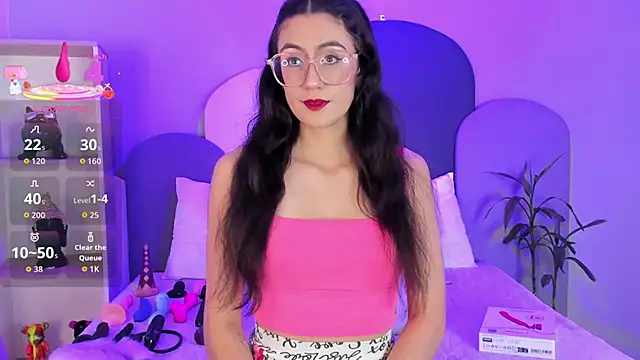 Snapshot of SophieGomez22 chatting on September 12, 2025, 11:54 am SophieGomez22 online show from September 12, 2025, 11:54 am