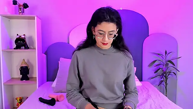 Snapshot of SophieGomez22 chatting on October 26, 2025, 11:21 am SophieGomez22 online show from October 26, 2025, 11:21 am