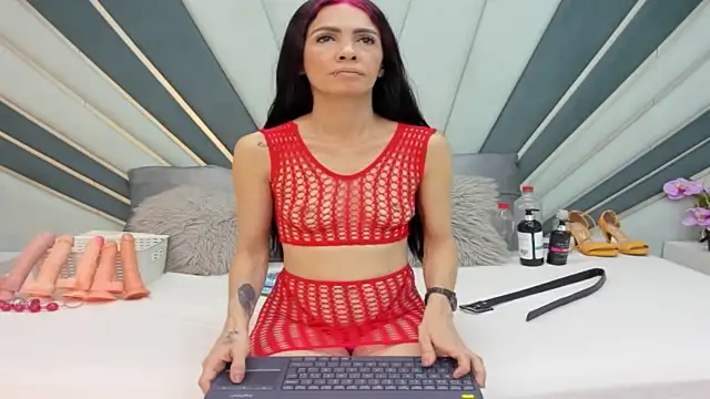 Snapshot of kathy-steven chatting on November 4, 2025, 7:28 pm kathy-steven online show from November 4, 2025, 7:28 pm