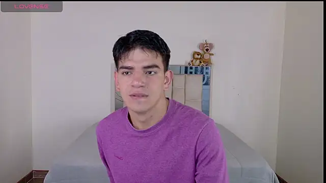 Snapshot of Ares_Johnson chatting on June 14, 2026, 1:01 pm Ares Johnson online show from June 14, 2026, 1:01 pm