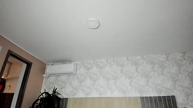 Snapshot of rebeca_cortez_ chatting on May 7, 2026, 7:39 pm rebeca cortez online show from May 7, 2026, 7:39 pm